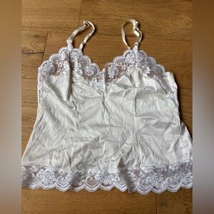 VTG 80’s sears lace trim lingerie top womens 34/medium